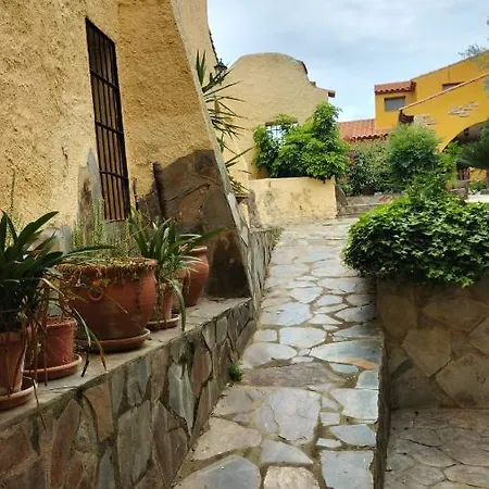 Lares Villa