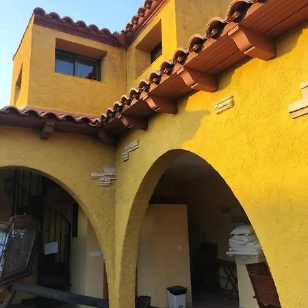 Lares Villa Casas de Don Pedro