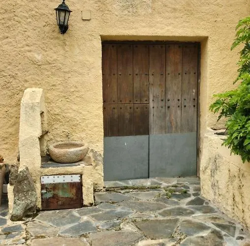 Lares Villa Casas de Don Pedro