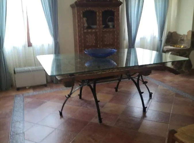 Lares Casas de Don Pedro