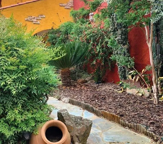 Lares * Casas de Don Pedro