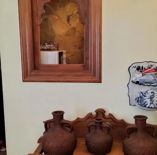 Lares Villa Casas de Don Pedro